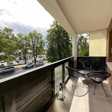 Trzy Strony Swiata - Wczasowa 1a By Zilla אוסטקה